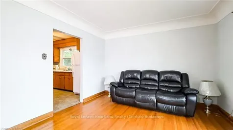 157 Woods Street Stratford ON N5A 1M3