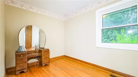 157 Woods Street Stratford ON N5A 1M3