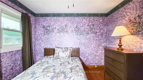157 Woods Street Stratford ON N5A 1M3