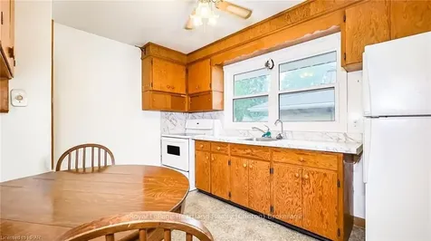157 Woods Street Stratford ON N5A 1M3