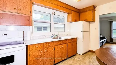 157 Woods Street Stratford ON N5A 1M3