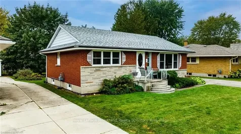 157 Woods Street Stratford ON N5A 1M3