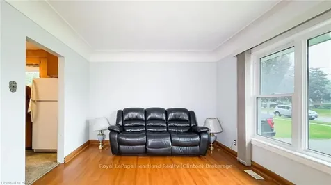 157 Woods Street Stratford ON N5A 1M3