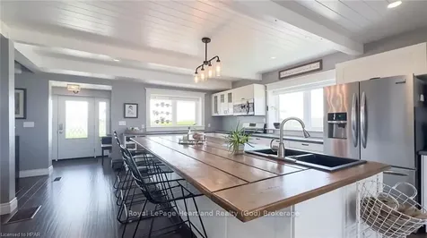 36090 Belfast Road Ashfield-colborne-wawanosh ON N0G 2H0