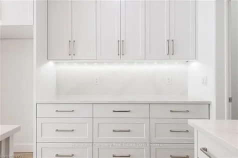 72 Deer Ridge Lane Bluewater ON N0M 1G0