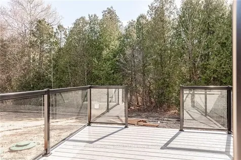 72 Deer Ridge Lane Bluewater ON N0M 1G0