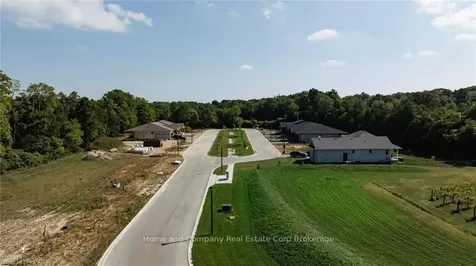 72 Deer Ridge Lane Bluewater ON N0M 1G0