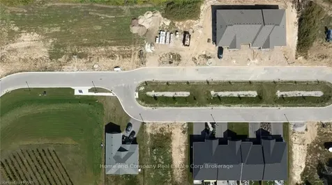 72 Deer Ridge Lane Bluewater ON N0M 1G0