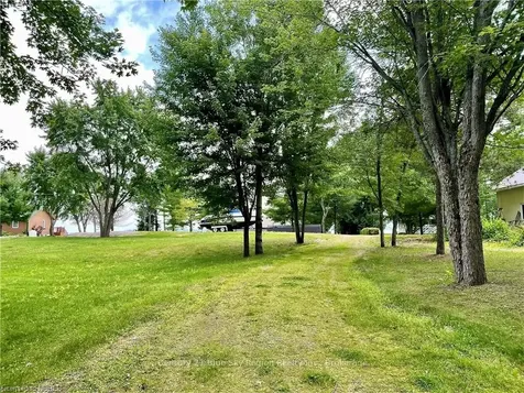 321 Du Lac Avenue West Nipissing ON P0H 1R0