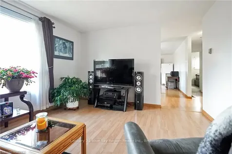 111 Greenwood Drive Bonfield ON P0H 1E0