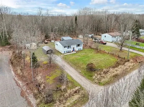 111 Greenwood Drive Bonfield ON P0H 1E0