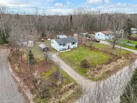 111 Greenwood Drive Bonfield ON P0H 1E0