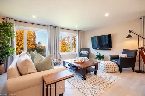 258 Larocque Road North Bay ON P1B 8G3