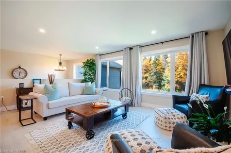 258 Larocque Road North Bay ON P1B 8G3