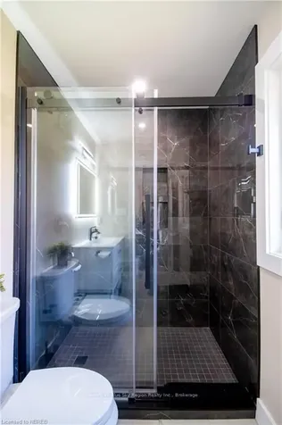 258 Larocque Road North Bay ON P1B 8G3