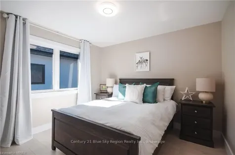258 Larocque Road North Bay ON P1B 8G3