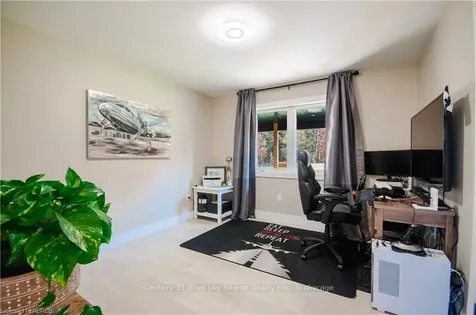 258 Larocque Road North Bay ON P1B 8G3