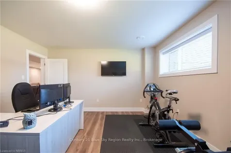 258 Larocque Road North Bay ON P1B 8G3