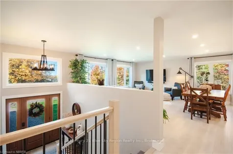 258 Larocque Road North Bay ON P1B 8G3