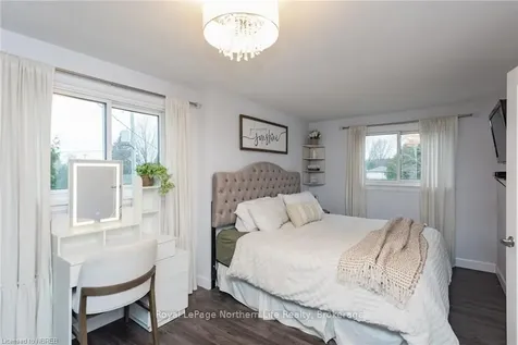 987 Tilley Street North Bay ON P1B 3H9