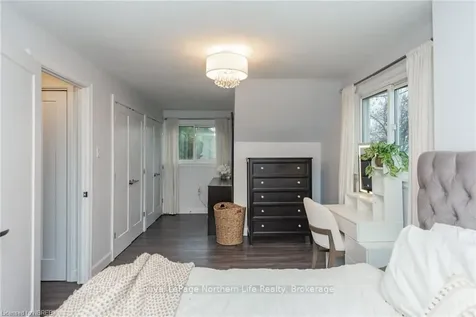 987 Tilley Street North Bay ON P1B 3H9