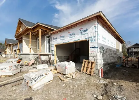 22 Silver Maple Lane North Bay ON P1C 0B5