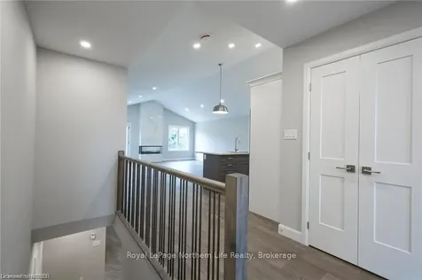 22 Silver Maple Lane North Bay ON P1C 0B5
