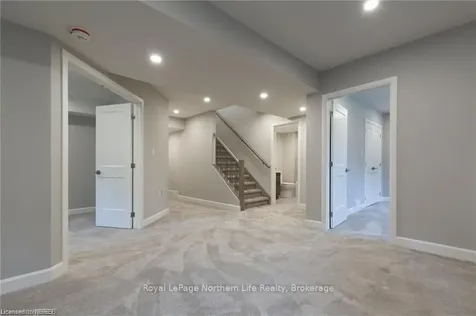 22 Silver Maple Lane North Bay ON P1C 0B5