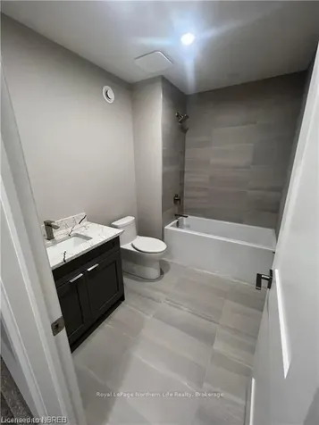 22 Silver Maple Lane North Bay ON P1C 0B5
