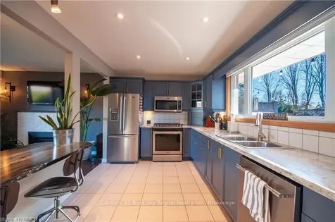 47 Marshall Park Drive North Bay ON P1A 2P1