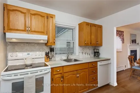 845 Ann Street North Bay ON P1B 5M2