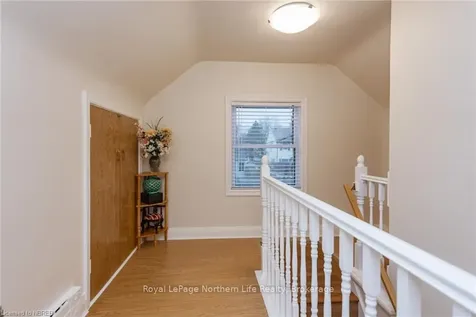 845 Ann Street North Bay ON P1B 5M2