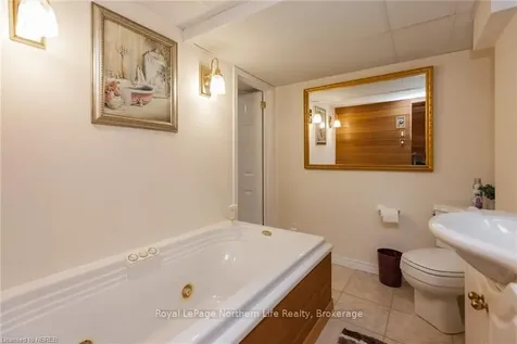 845 Ann Street North Bay ON P1B 5M2