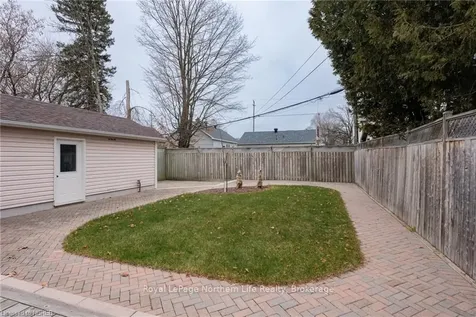 845 Ann Street North Bay ON P1B 5M2