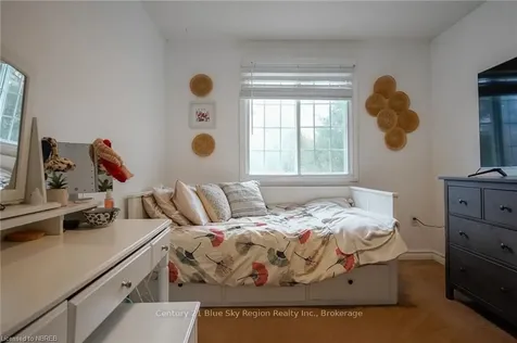 338 Carmichael Drive North Bay ON P1B 8G2