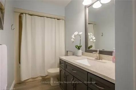338 Carmichael Drive North Bay ON P1B 8G2