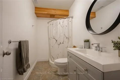 338 Carmichael Drive North Bay ON P1B 8G2