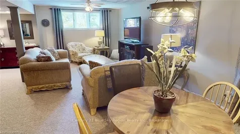 18 Fodor Street North Bay ON P1A 1C4
