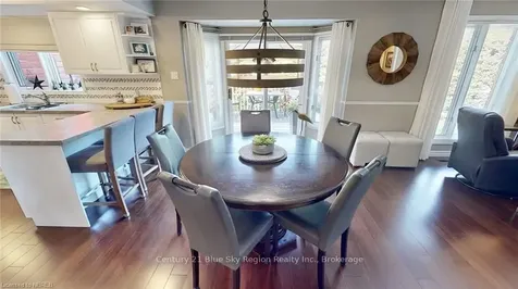 18 Fodor Street North Bay ON P1A 1C4