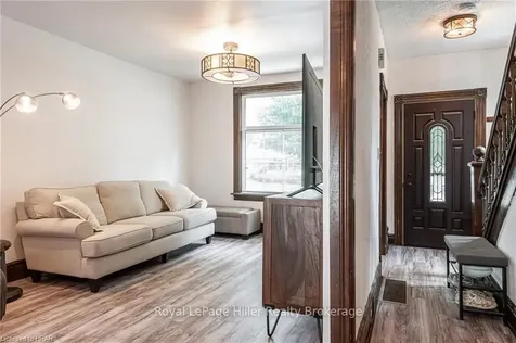 84 Mcnab Street Stratford ON N5A 1Z2
