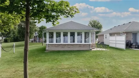 301 Bethune Crescent Goderich ON N7A 4M6