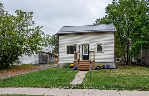 237 Romeo Street S Stratford ON N5A 4T3