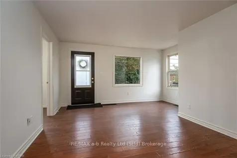 237 Romeo Street S Stratford ON N5A 4T3