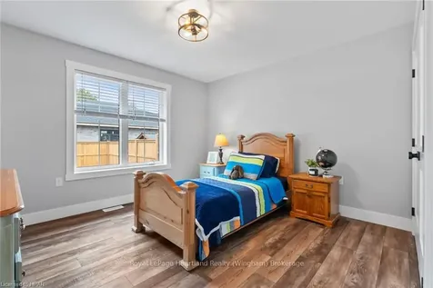 26 Ann Street N Minto ON N0G 1M0
