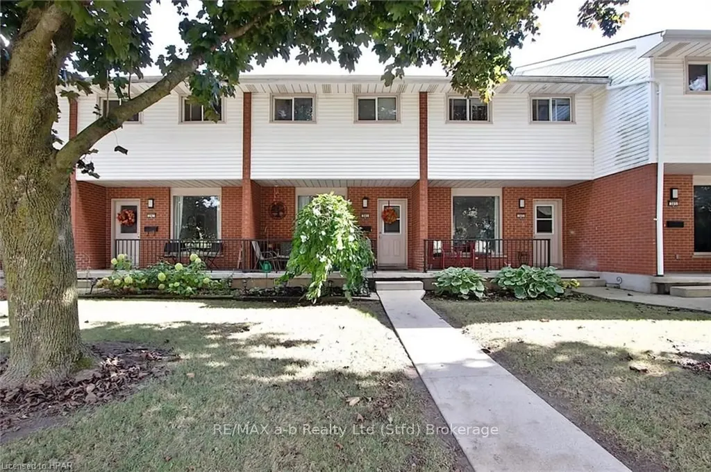 301 Dufferin Street Stratford ON N5A 2H3