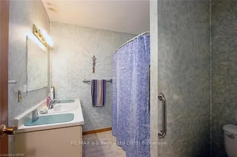301 Dufferin Street Stratford ON N5A 2H3