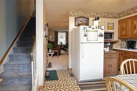 301 Dufferin Street Stratford ON N5A 2H3