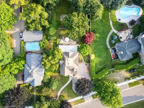 1 Cobourg Street Goderich ON N7A 2J1