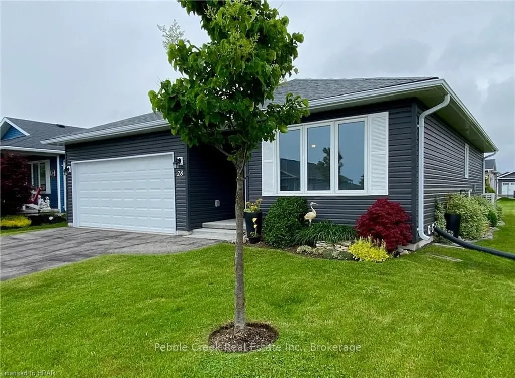 28 Huron Heights Drive Ashfield-colborne-wawanosh ON N7A 0B1
