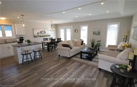 28 Huron Heights Drive Ashfield-colborne-wawanosh ON N7A 0B1